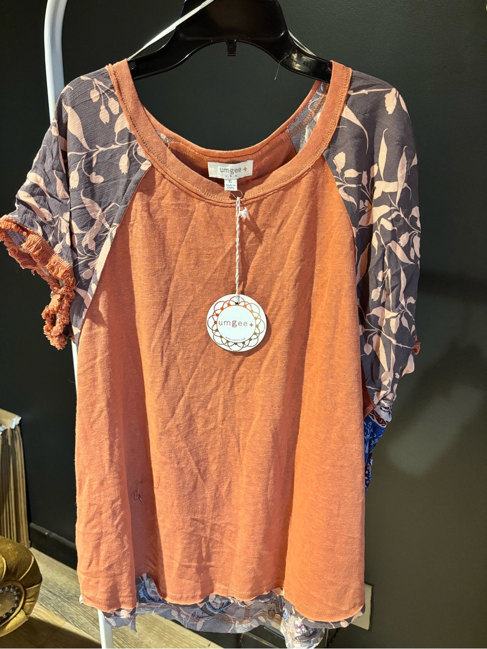 Umgee Rust Orange Raglan Floral Short Sleeve Top
